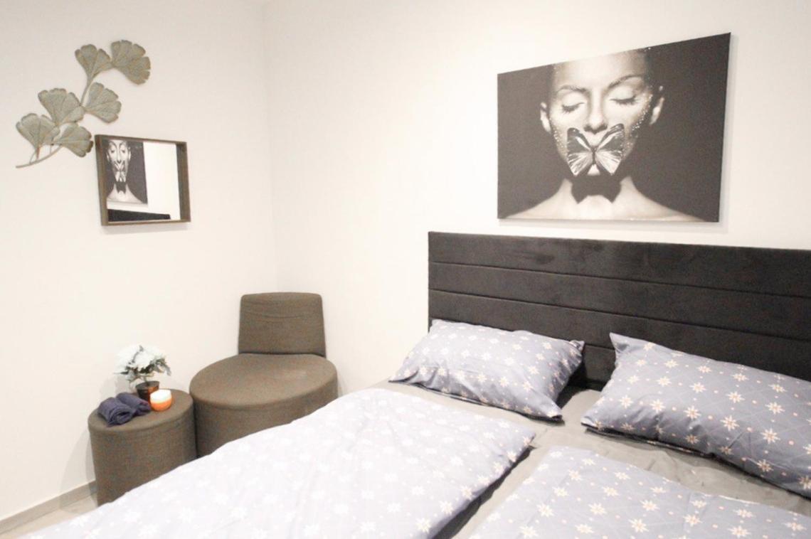 Privatunterkunft Comfortable In Akh Area