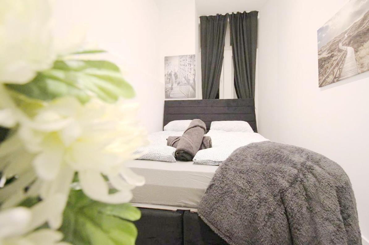 Comfortable In Akh Area Privatunterkunft