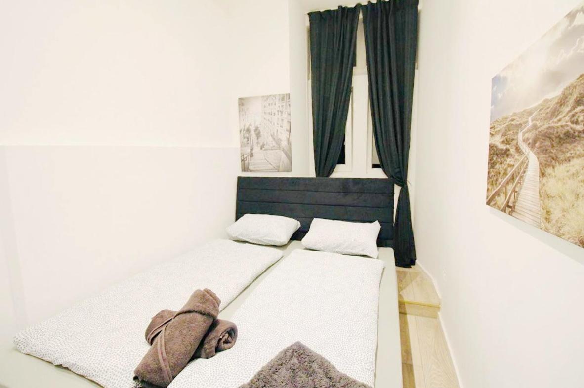 Comfortable In Akh Area Privatunterkunft Wien